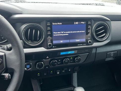 Certified 2023 Toyota Tacoma TRD Off-Road w/ Technology Package image 20