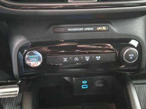 Used 2023 Ford Escape ST-Line image 15