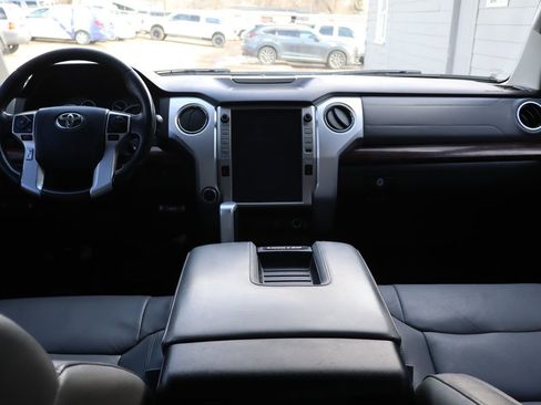 Used 2014 Toyota Tundra Limited image 15