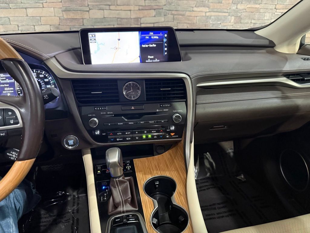 Used 2018 Lexus RX 350L AWD image 19