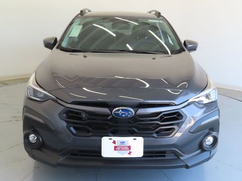 Used 2025 Subaru Crosstrek 2.5i Limited w/ Crosstrek Mirror Package image 11