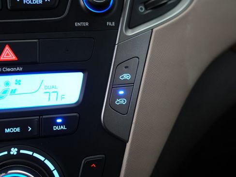 Used 2013 Hyundai Santa Fe Sport image 29