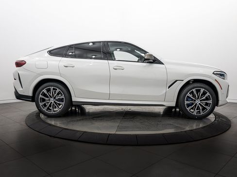 Used 2020 BMW X6 M50i w/ Luxury Seating Package AWD/4WD image 3