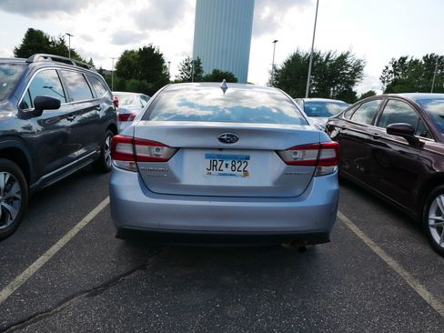 Used 2018 Subaru Impreza 2.0i Premium w/ Popular Package #1 AWD/4WD image 3