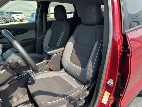 Used 2024 Chevrolet TrailBlazer LT w/ LT Cold Weather Package image 27