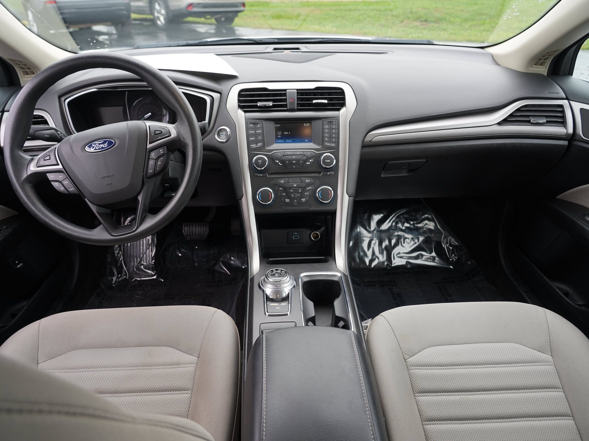 Used 2018 Ford Fusion S FWD image 25
