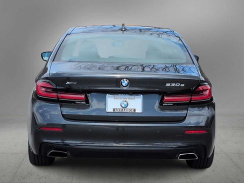 Used 2021 BMW 530e xDrive w/ Premium Package AWD/4WD image 7