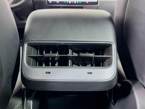 Used 2023 Tesla Model 3 Standard Range RWD image 29
