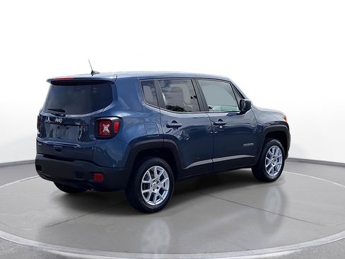Used 2023 Jeep Renegade Latitude AWD/4WD image 8