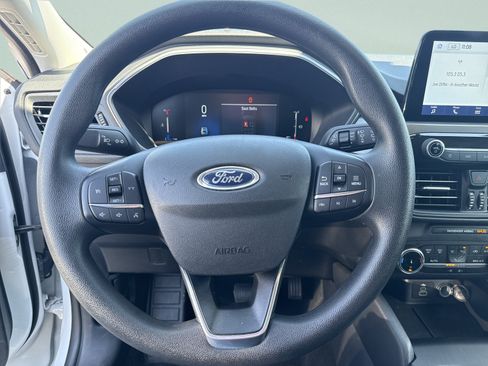 Used 2025 Ford Escape Active AWD/4WD image 14