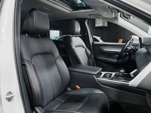 Used 2024 MAZDA CX-90 3.3 Turbo w/ Preferred Plus image 41