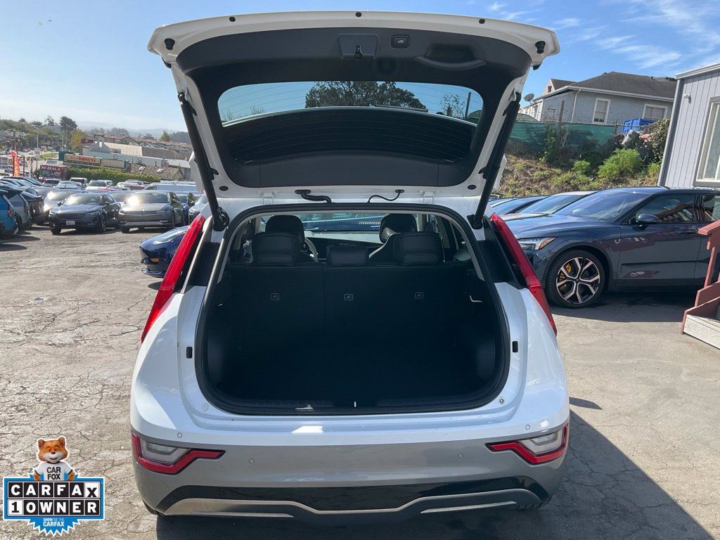 Used 2023 Kia Niro Wave FWD image 11
