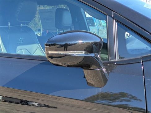 New 2026 Chrysler Pacifica Limited w/ S Appearance Package image 11