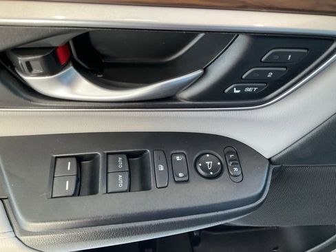 Certified 2019 Honda CR-V EX-L image 6