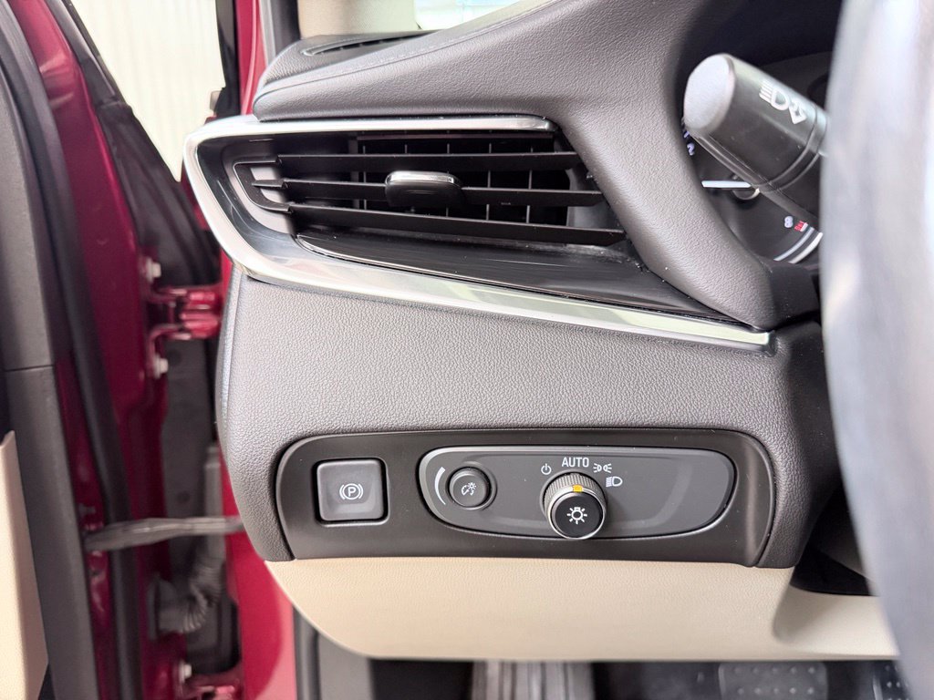 Used 2020 Buick Enclave Essence w/ Sound and Sites Package FWD image 44