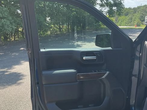 Used 2020 GMC Sierra 1500 Elevation w/ Elevation Value Package RWD image 18