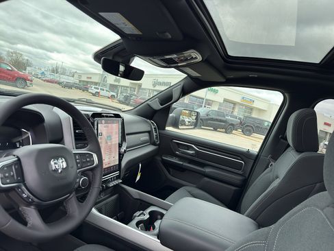 New 2026 RAM 1500 Big Horn AWD/4WD image 26