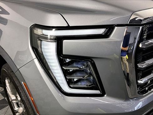 Used 2026 GMC Yukon Elevation w/ Elevation Premium Package image 50