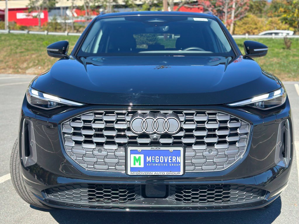 Used 2025 Audi Q5 Premium w/ Convenience Package AWD/4WD image 9