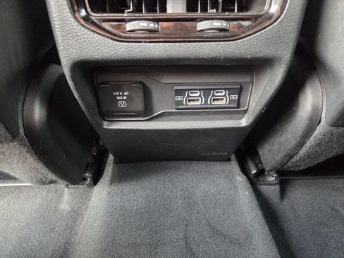 Certified 2024 Jeep Grand Cherokee Altitude RWD image 15
