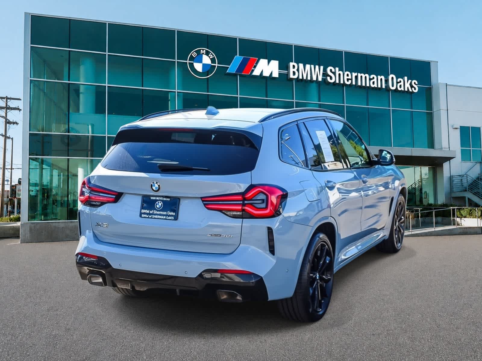 Used 2024 BMW X3 sDrive30i w/ Premium Package RWD image 4