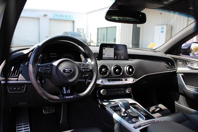 Used 2019 Kia Stinger GT2 AWD/4WD image 14