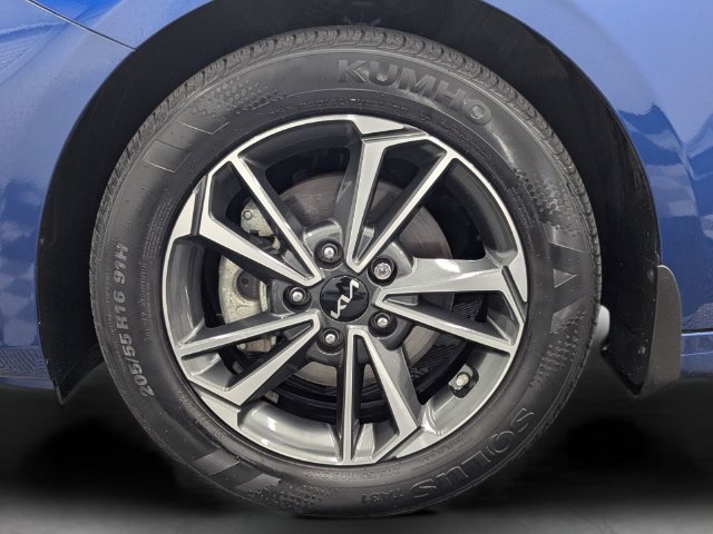 Certified 2023 Kia Forte LXS FWD image 10