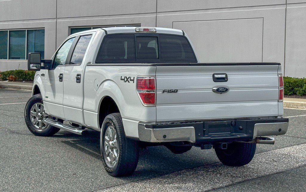 Used 2014 Ford F150 XLT w/ Equipment Group 302A Luxury AWD/4WD image 16