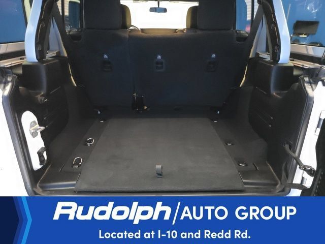 Used 2021 Jeep Wrangler Unlimited Rubicon AWD/4WD image 25