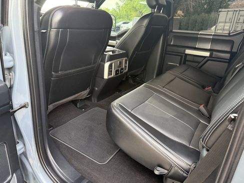 Used 2019 Ford F150 Lariat w/ Equipment Group 502A Luxury AWD/4WD image 40
