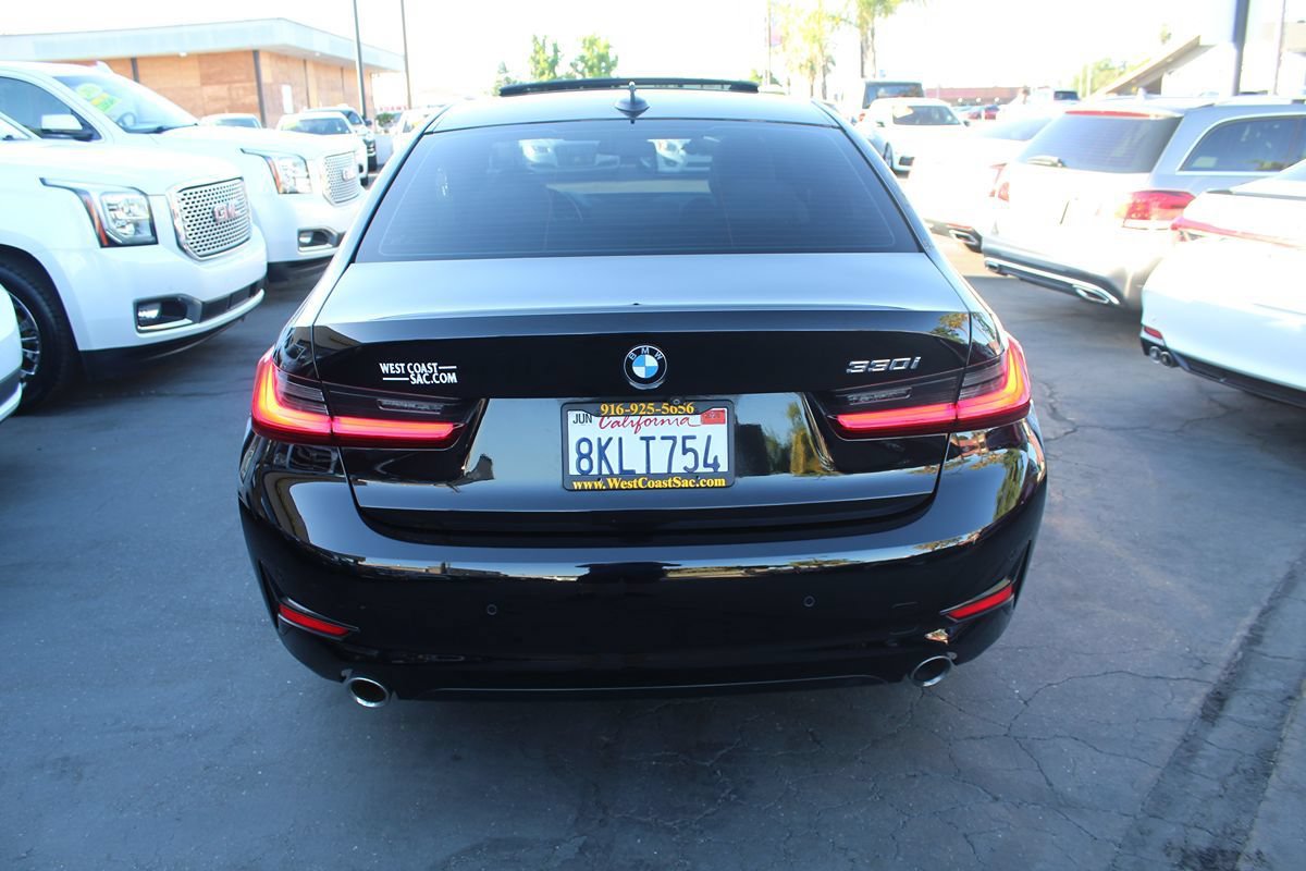 Used 2019 BMW 330i Sedan w/ Driving Assistance Package RWD image 6