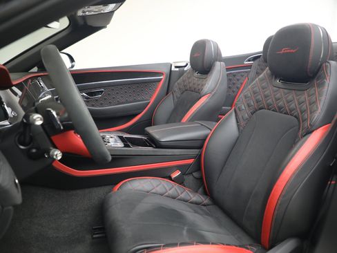New 2023 Bentley Continental GT Speed AWD/4WD image 32