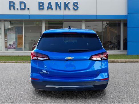 Used 2024 Chevrolet Equinox LT w/ LPO, Floor Liner Package image 4