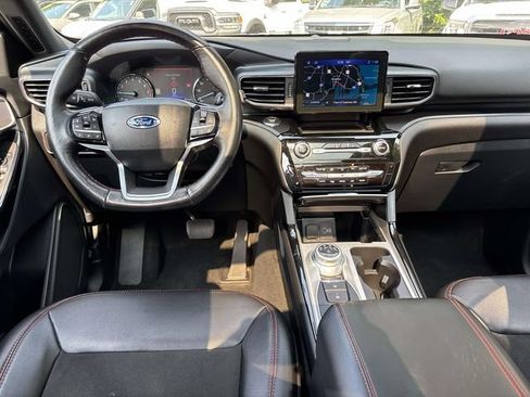Used 2022 Ford Explorer ST-Line w/ Class IV Trailer Tow Package AWD/4WD image 17