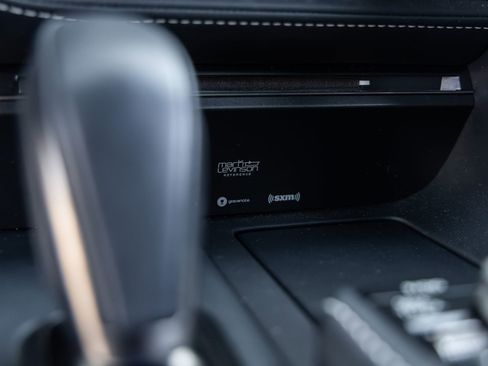 Used 2019 Lexus LC 500 500 w/ Performance Package image 38