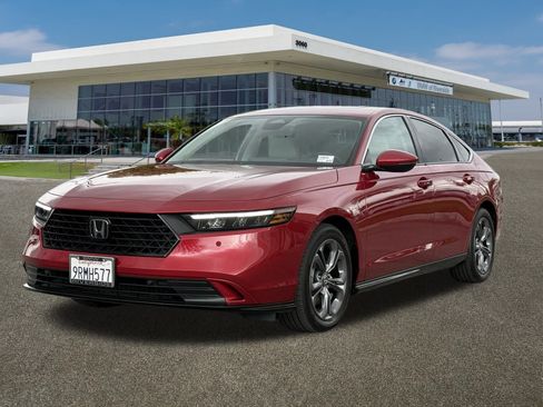 Used 2024 Honda Accord EX-L image 4