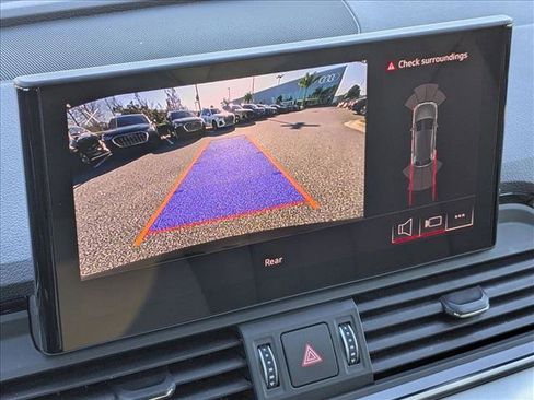 Certified 2025 Audi Q5 2.0T Premium image 13