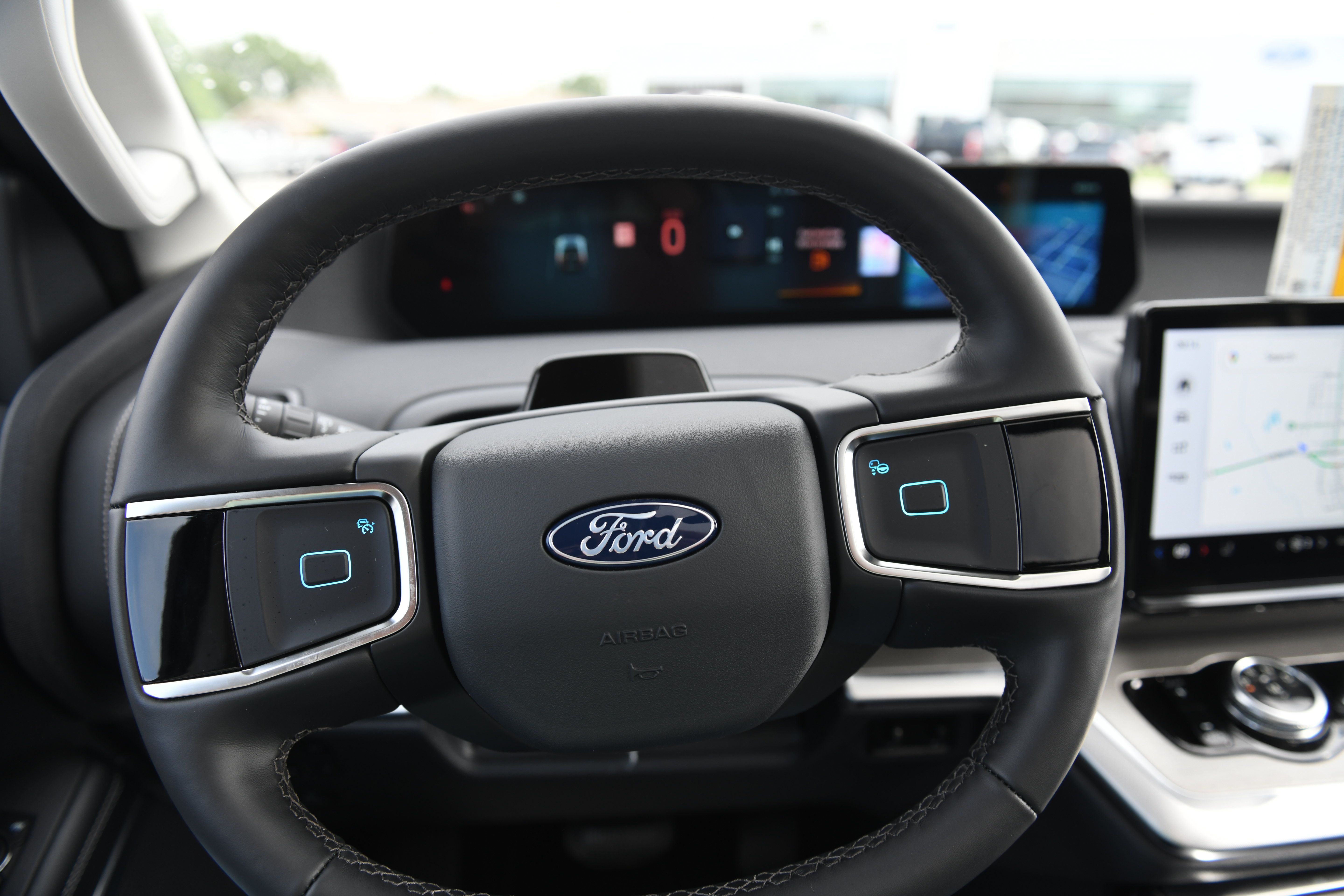 New 2026 Ford Expedition Platinum w/ Driver's Package AWD/4WD image 23