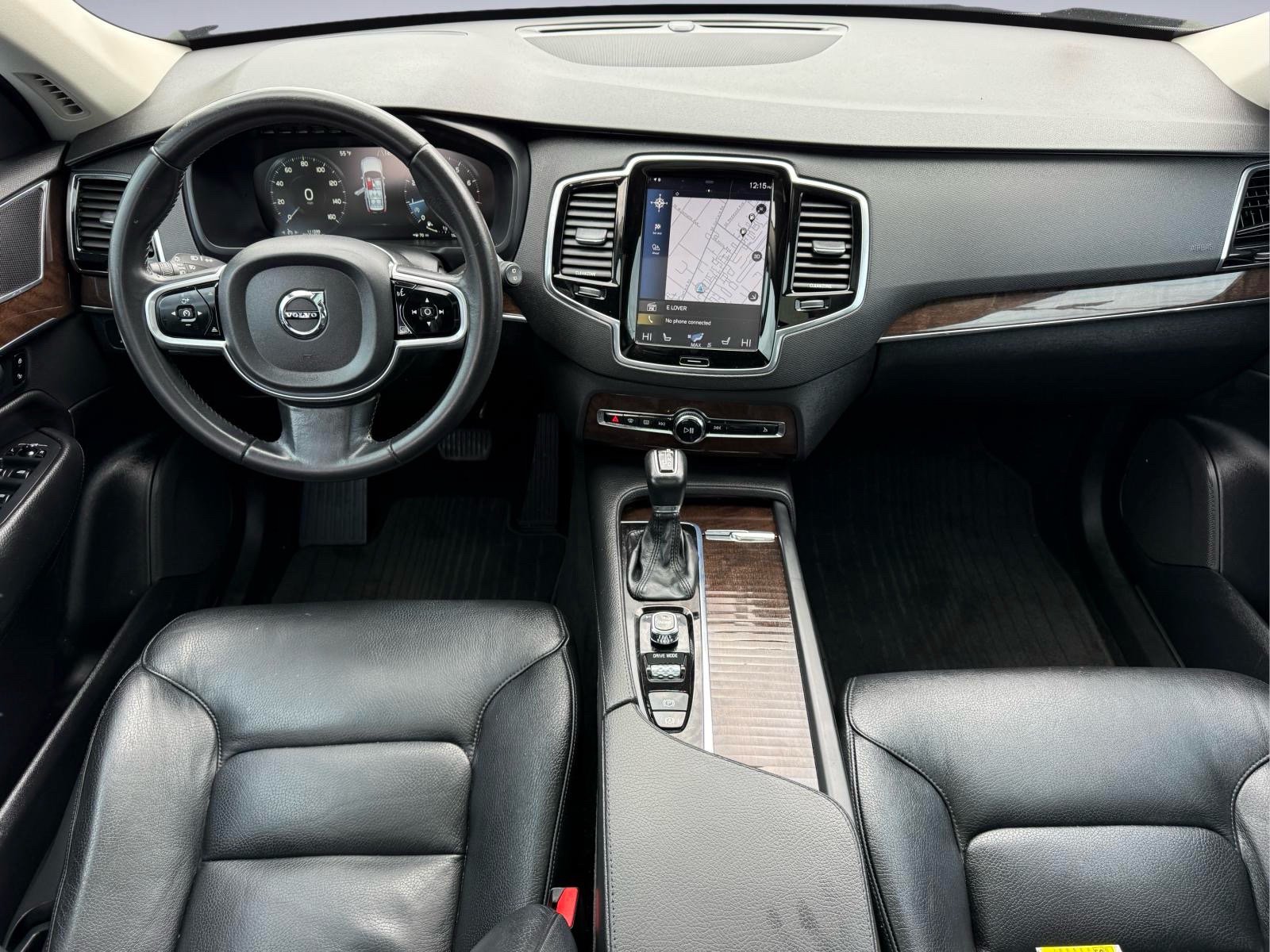 Used 2016 Volvo XC90 T6 Momentum w/ Momentum Plus Package AWD/4WD image 22