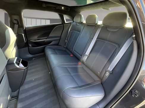 Used 2023 Lucid Air Grand Touring image 20