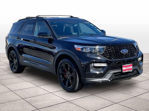 Used 2023 Ford Explorer ST w/ Equipment Group 401A image 2