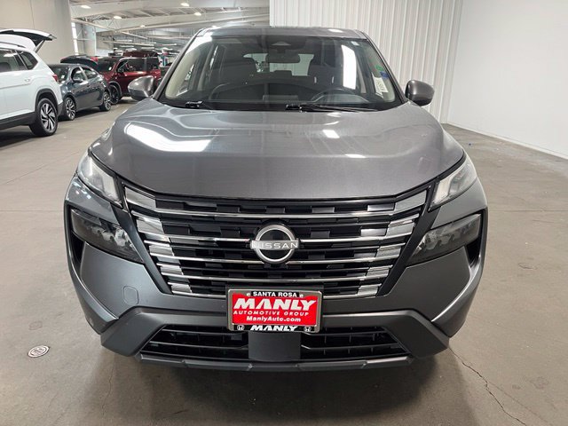 Used 2025 Nissan Rogue SV AWD/4WD image 9
