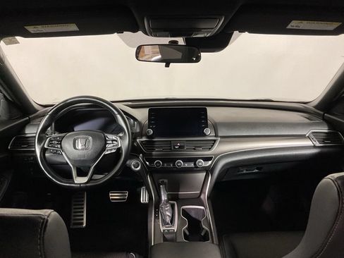 Used 2018 Honda Accord Sport image 21