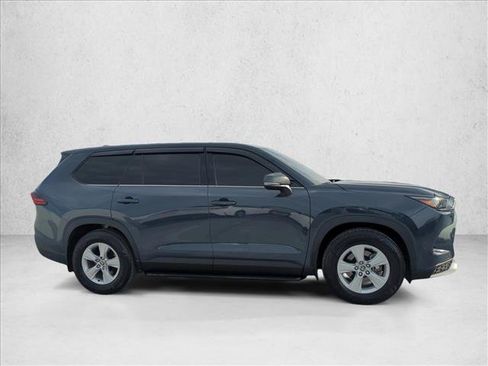 Certified 2025 Toyota Grand Highlander AWD Hybrid image 4