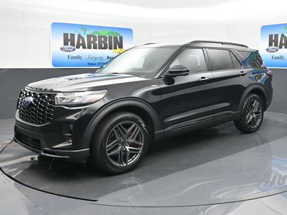 New 2025 Ford Explorer ST-Line w/ Premium Package