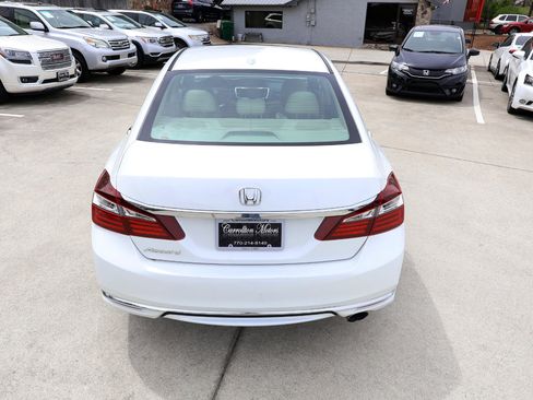 Used 2016 Honda Accord EX-L image 5