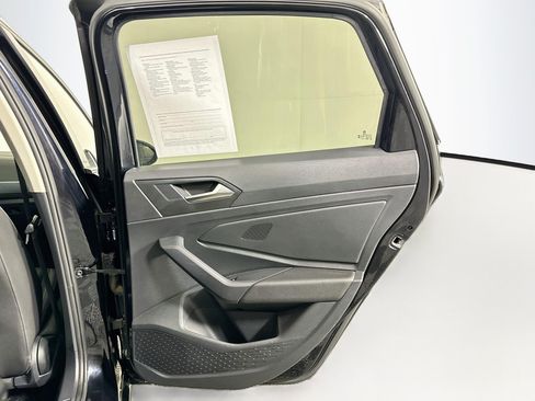 Used 2024 Volkswagen Jetta SE w/ Panoramic Sunroof Package FWD image 31