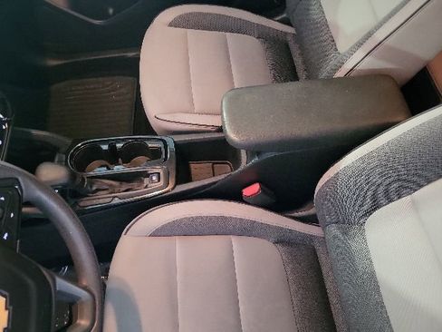 Used 2023 Chevrolet TrailBlazer LT FWD image 25