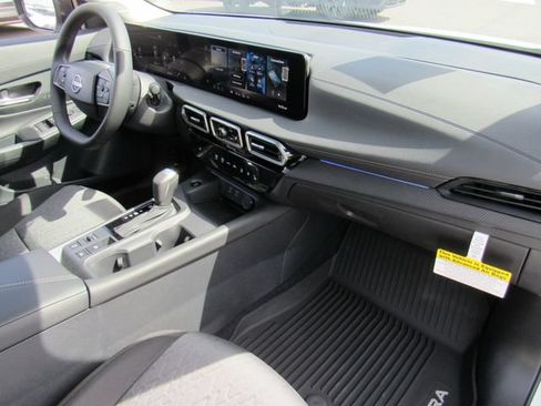 New 2026 Nissan Sentra SV w/ SV Convenience Package FWD image 10