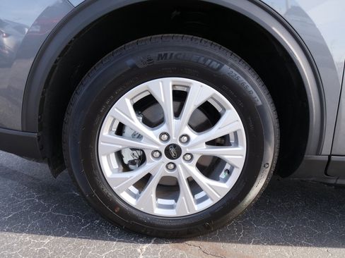 Used 2024 Ford Escape Active w/ Cold Weather Package image 13